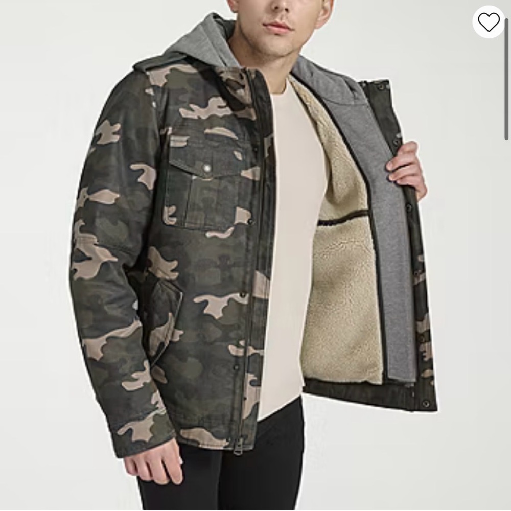 Levi’s Hooded Midweight Utility Jacket Camo Sherpa Lined Men’s Size Large Field
